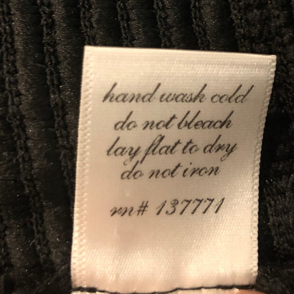 NWT! Francesca's High-Waisted Black A-Line Skirt - Picture 10 of 10